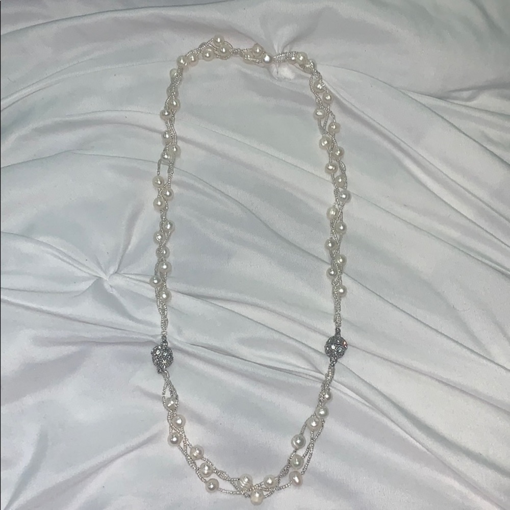 Magnetic pearl strand necklace